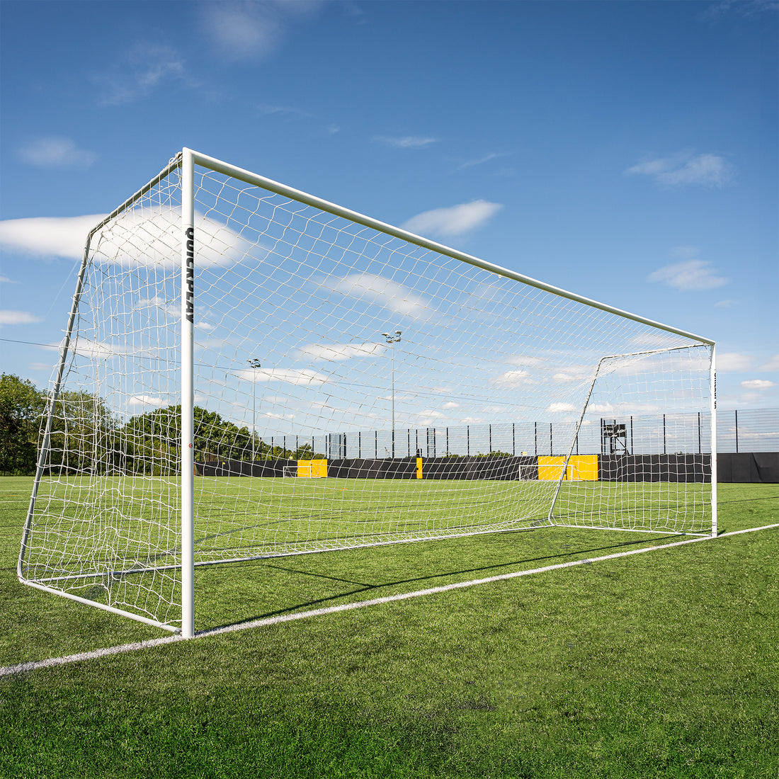 PRO ALU Match Football Goal 24x8' - QUICKPLAY - Aluminum Goals football goal long-product-multi-box Pro