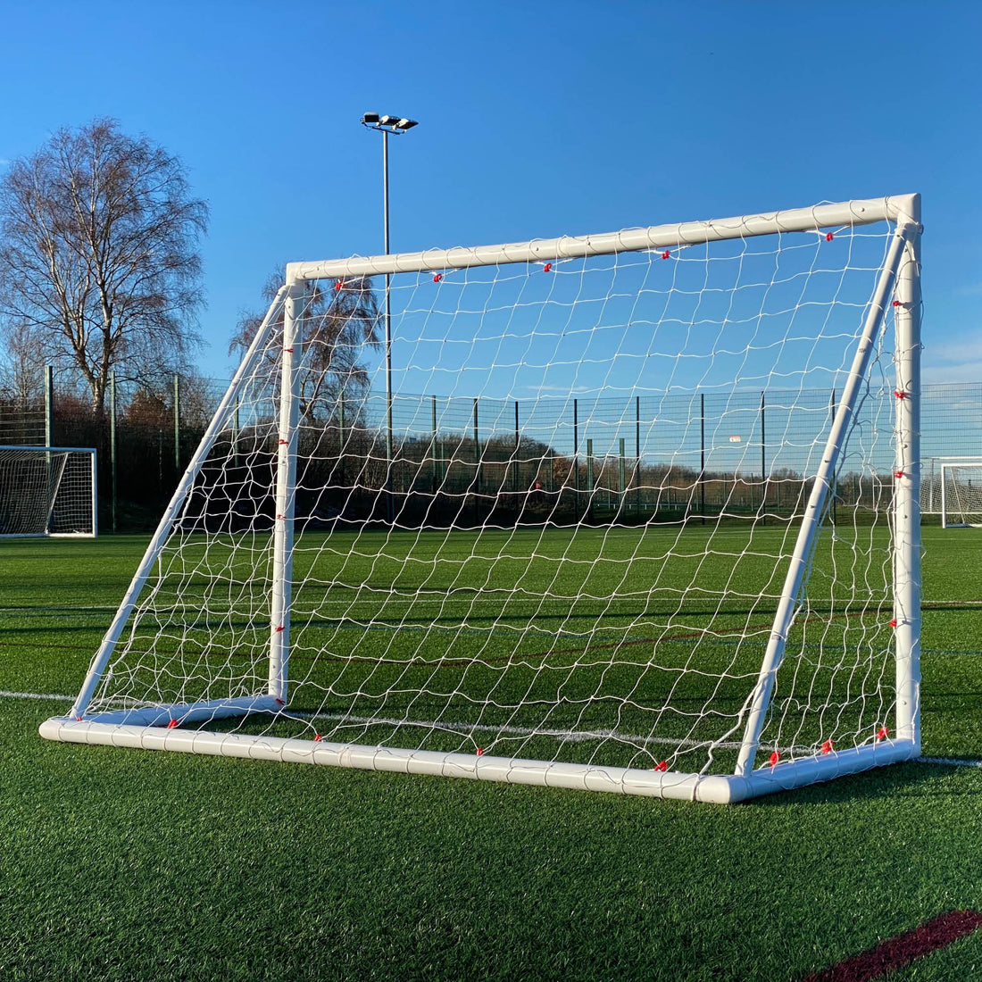 Q-FOLD Folding Football Goal 8x5' - QUICKPLAY - 8 x 5 astro folding football football goal garden gift has-spares instructions Juniors (7-13yrs) kids plastic Q-Fold Teens (13yrs+)