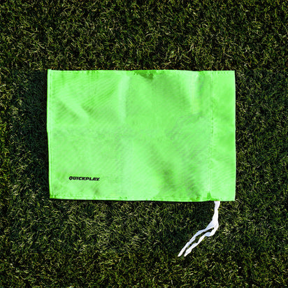 Coloured Corner Flags - Set of 4 Green - QUICKPLAY - flowbackinstock X-stock-flow